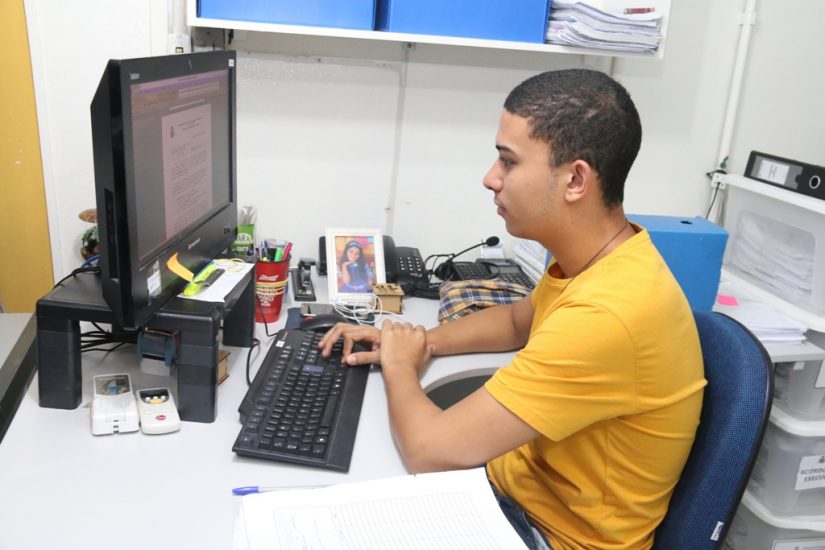 Prefeitura de Caraguatatuba seleciona estagiários de cinco cursos de nível superior em janeiro