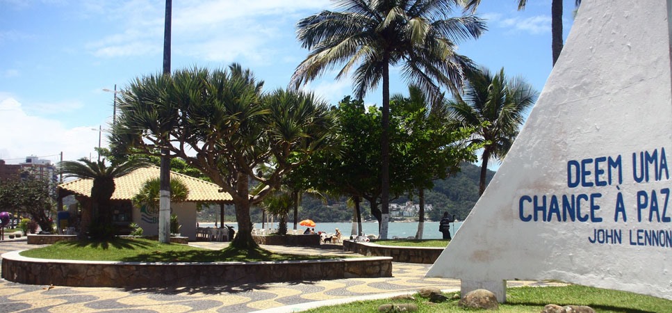 QUIOSQUE CANTO BRAVO