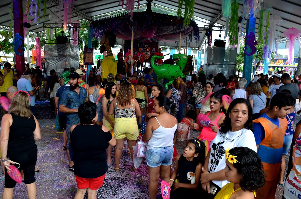 VEJA FOTOS DE SÁBADO 22º Carnaval de Antigamente