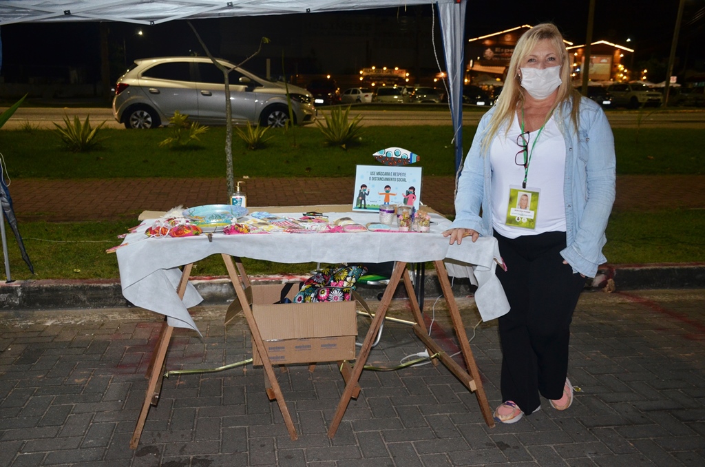 A região norte de Caraguatatuba inaugurou sua primeira Feira de Artes e Artesanato