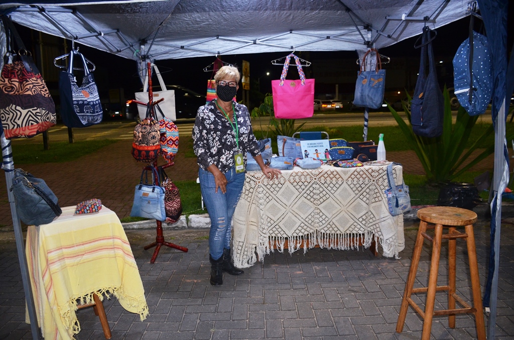 A região norte de Caraguatatuba inaugurou sua primeira Feira de Artes e Artesanato