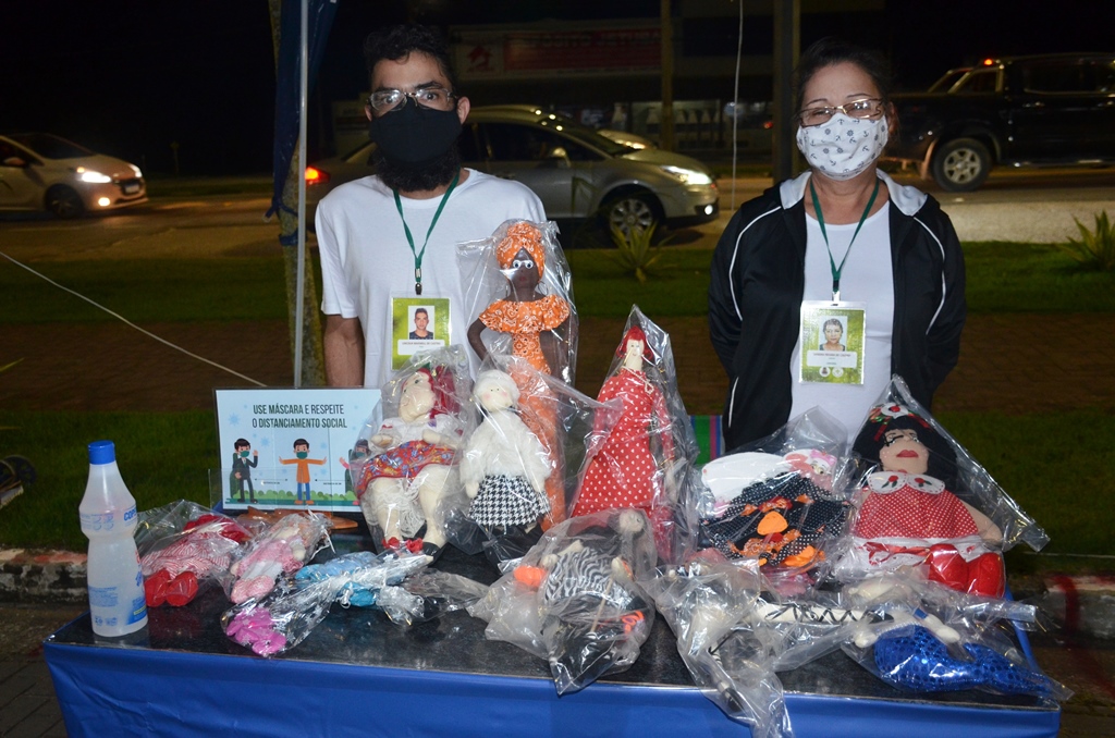 A região norte de Caraguatatuba inaugurou sua primeira Feira de Artes e Artesanato