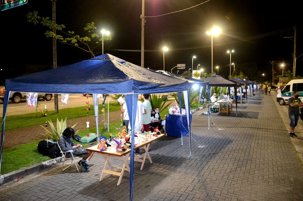 A região norte de Caraguatatuba inaugurou sua primeira Feira de Artes e Artesanato