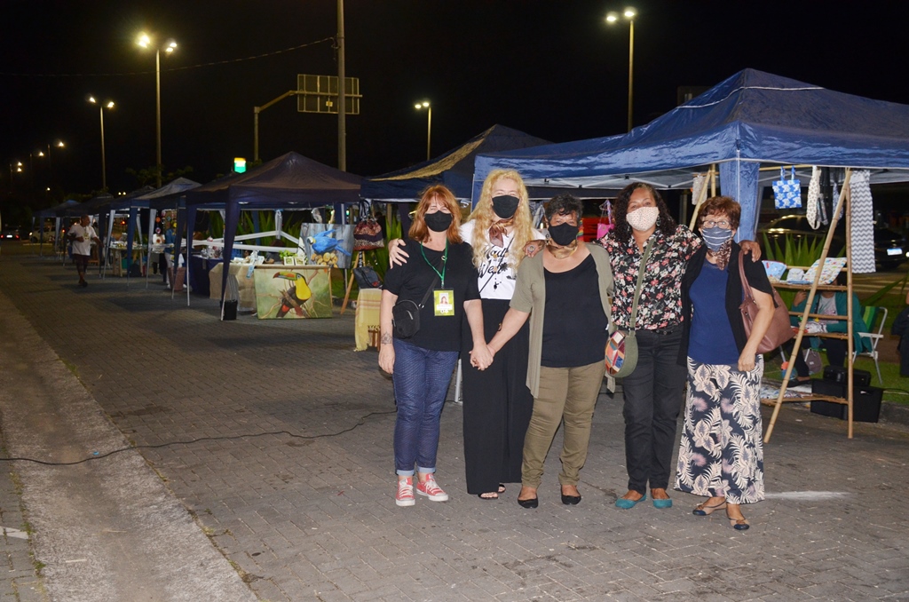 A região norte de Caraguatatuba inaugurou sua primeira Feira de Artes e Artesanato