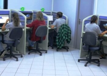 Central 156 chega a 109 mil downloads do aplicativo e retoma atendimento até 20h