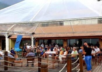 Caraguatatuba participa de encontro com secretários de meio ambiente e assina carta de compromisso em defesa do ‘Oceano sem Plástico’