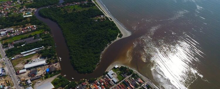 Caraguatatuba abre concorrência pública para obras do enrocamento do Rio Juqueriquerê