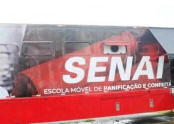 Caraguatatuba inicia curso de Bolos Confeitados na carreta do Senai
