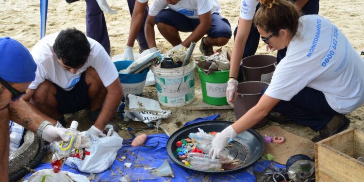 Dia Mundial da Limpeza: Instituto Argonauta promove palestra sobre ‘Problemática do Lixo’