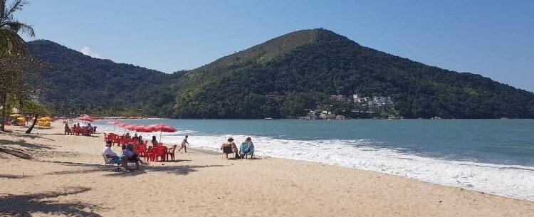 Caraguatatuba deve receber 250 mil turistas no feriado prolongado do Dia da Independência