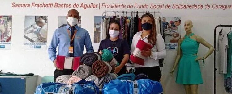 Fundo Social de Caraguatatuba recebe doação de cobertores da Farma Conde