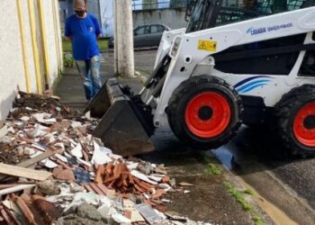 Região Sul recebe manutenção e mais de 50 toneladas de resíduos são retiradas das vias públicas