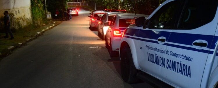 Prefeitura de Caraguatatuba interrompe festa clandestina em chácara no Cantagalo