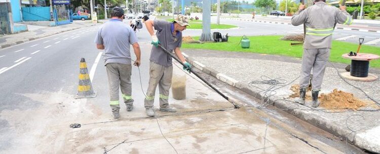 Prefeitura de Caraguatatuba inicia implantação de redutores eletrônicos de velocidade