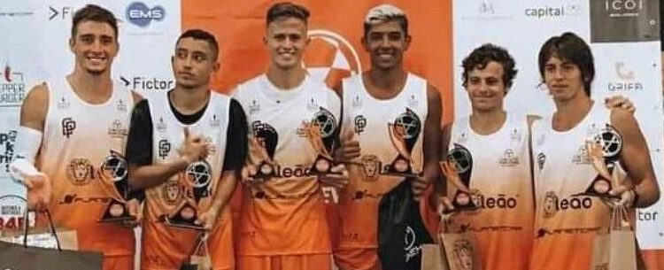 Equipe de Caraguatatuba vence campeonato de Futevôlei em São Paulo