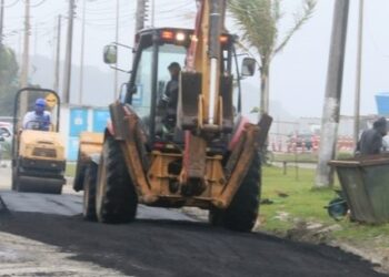 Avenida Maria de Lourdes da Silva Kfouri, no Massaguaçu, recebe recapeamento asfáltico