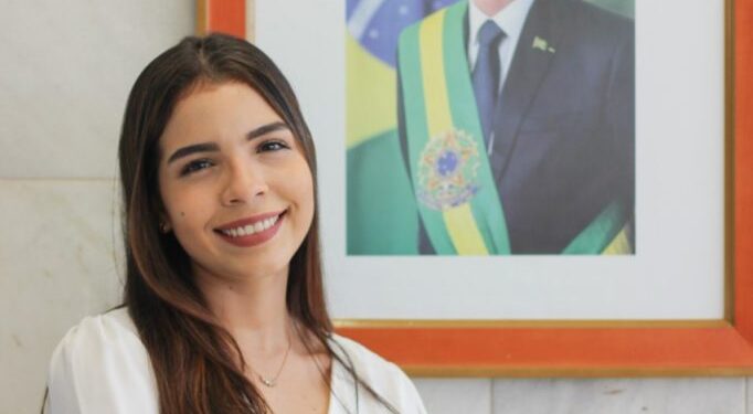 Caraguá recebe Encontro de Gestores com a Secretária Nacional da Juventude