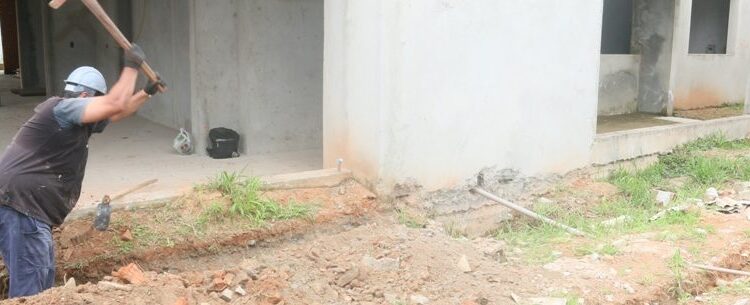 Obras do CEI/EMEI Golfinhos são retomadas pela Prefeitura de Caraguatatuba