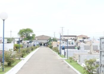 Cemitério Municipal de Caraguatatuba mantém protocolos sanitários no Dia de Finados