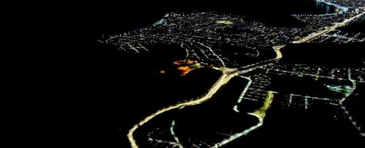 Prefeitura amplia e moderniza iluminação pública em mais avenidas de Caraguatatuba