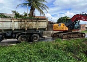 Prefeitura de Caraguatatuba executa manutenção de ruas após chuvas