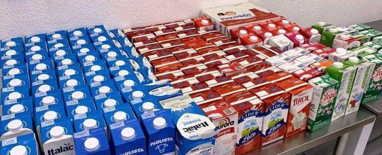 Fundo Social recebe doação de leite arrecadado no concurso 3º Miss Plus Size Litoral Norte