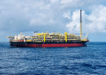 Primeira carga de petróleo do FPSO Carioca é destinada a refinarias em São Paulo