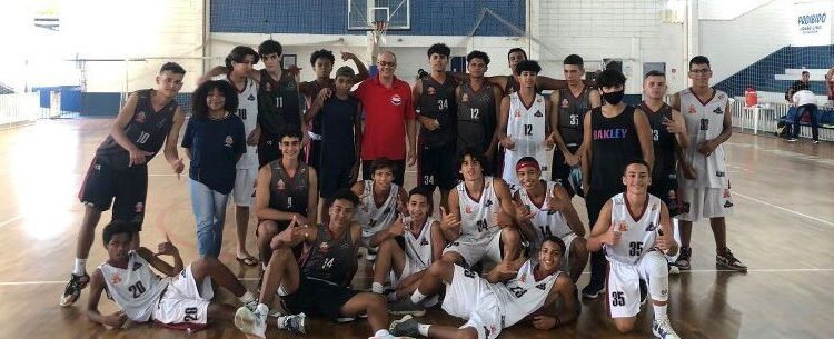 Caraguatatuba vence confrontos na Liga Paulista de Basquete