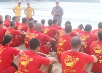 Guarda-Vidas Temporários iniciam trabalho nas praias de Caraguatatuba nesta sexta-feira