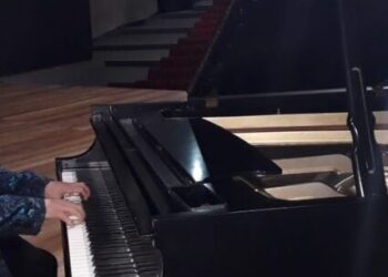 Teatro Mario Covas apresenta Tributo a Elton John, sábado (6)