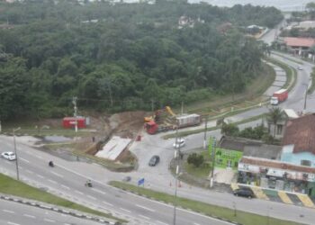 Obras do Canal Extravasor do Pontal Santamarina interditam via da SP-55 nesta segunda-feira