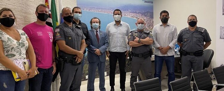 Prefeito de Caraguatatuba define ações da Operação Verão e construção da Força Tática em reunião com a PM