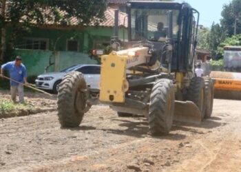Prefeitura melhora condições das vias no Morada do Mar, bairro Massaguaçu