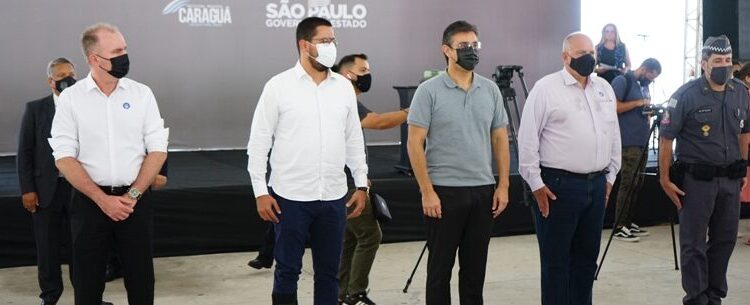 Em visita a Caraguatatuba, governador abre Operação Verão + Seguro e vistoria obra do Contorno