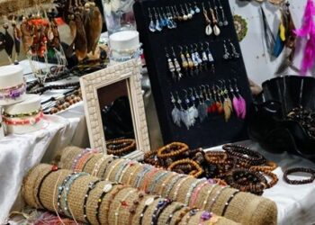 Feira de Artesanato de Caraguatatuba tem nova diretoria e passa a funcionar todos os dias na temporada