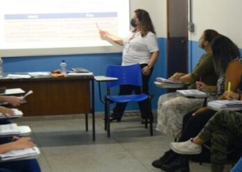 Cursos do Fundo Social de Caraguatatuba qualificam alunos na área administrativa