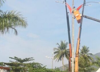 Iluminação da avenida da praia será modernizada; suportes e luminárias serão substituídos