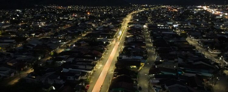 Avenidas importantes de Caraguatatuba ganham novos pontos de iluminação