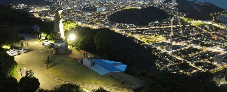 Prefeitura de Caraguatatuba inaugura iluminação da imagem de Santo Antonio e entrega modernização da Avenida da Praia