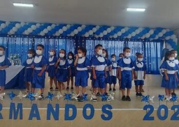 Papai Noel, presentes e brincadeiras marcam encerramento do ano letivo em Caraguatatuba