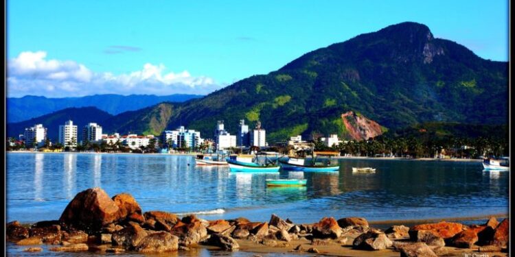 Praia do Camaroeiro Caraguatatuba 
