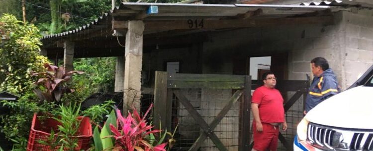 Caraguatatuba registra mais de 140 mm de chuva e entra em estado de atenção