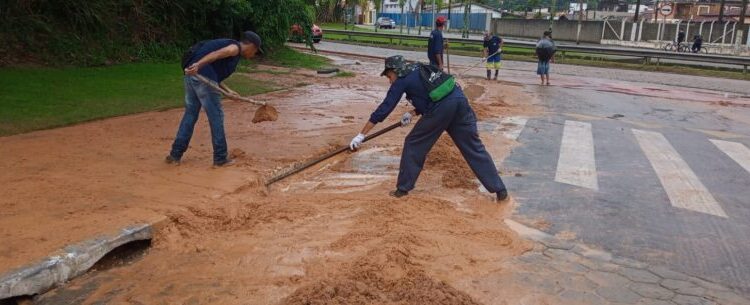 Em 24 horas chove em Caraguatatuba 70% do esperado para o mês de dezembro