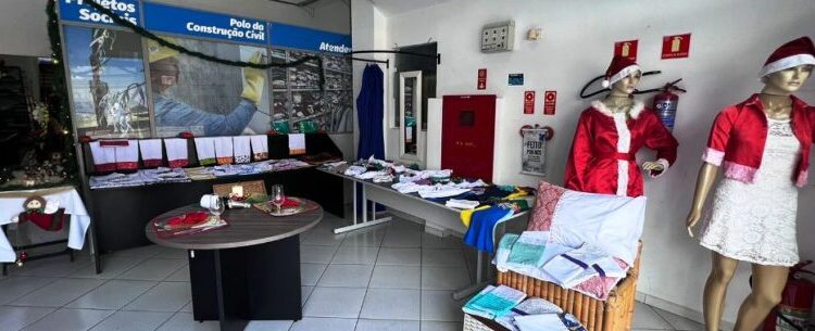 Fundo Social de Caraguatatuba recebe doação de roupas e brinquedos