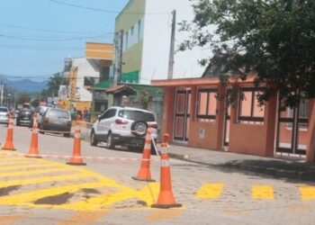 Prefeitura de Caraguatatuba altera mãos de direção em algumas ruas do bairro Sumaré