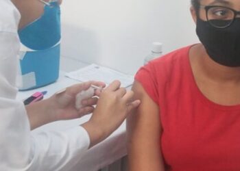 Crianças com mais de 6 anos poderão ser vacinadas contra Covid-19 a partir de quarta-feira