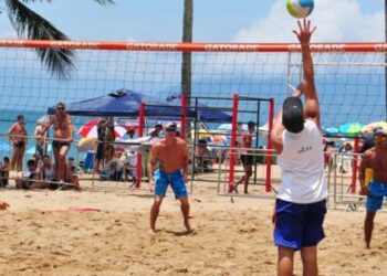Campeonato Municipal de Vôlei de Praia é atração na Martim de Sá neste final de semana