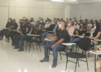 Reunião com profissionais do esporte e prefeito marca retomada das atividades esportivas em Caraguatatuba