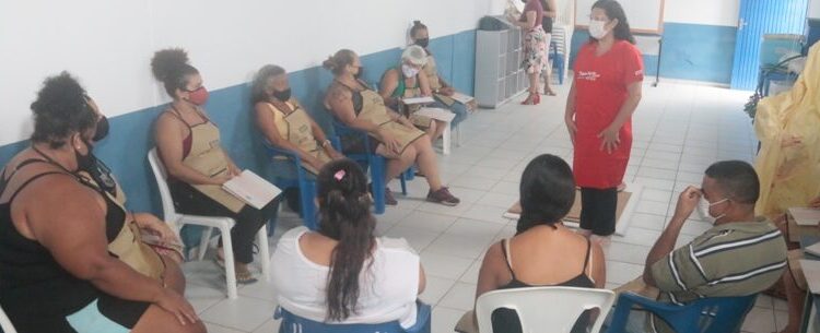 Caraguatatuba promove curso de Decoração de Festa no CIASE Travessão