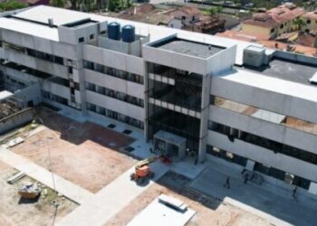 Obra do Novo Fórum de Caraguatatuba recebe visita técnica da Prefeitura, Judiciário e OAB